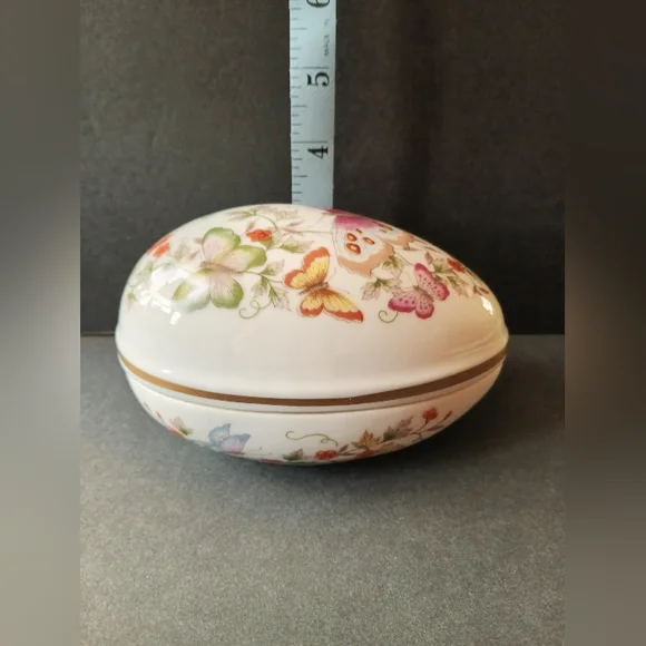 Avon Vintage 1974 Porcelain Butterfly Egg Shape Trinket Dish 22K Gold Trim - Picture 6 of 7